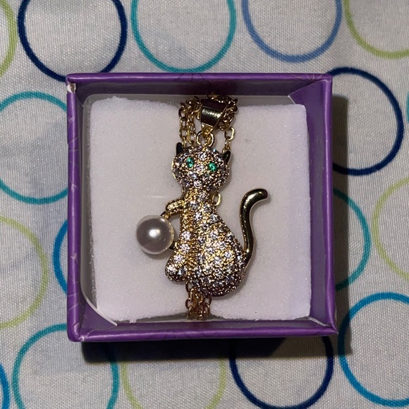 Cat Necklace - Picture 3 of 3